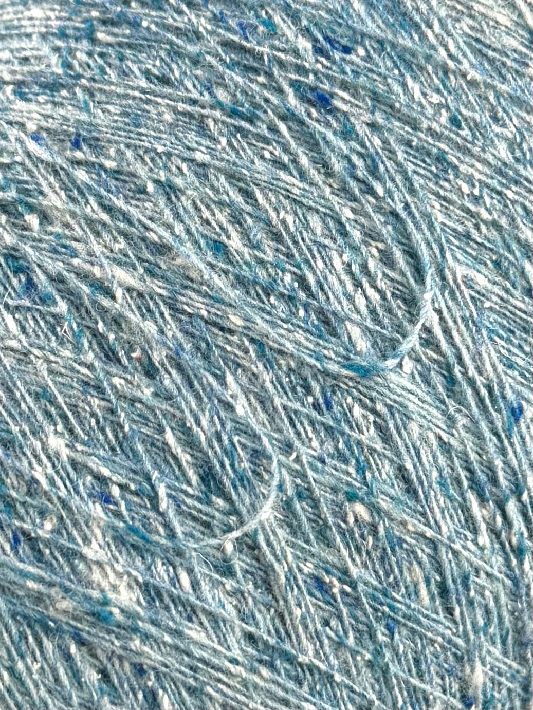 Zimpfer Wolle Selezione Art. Cardiff Tweed Nm 1/10500 – Merino Seide Garn col. Blau